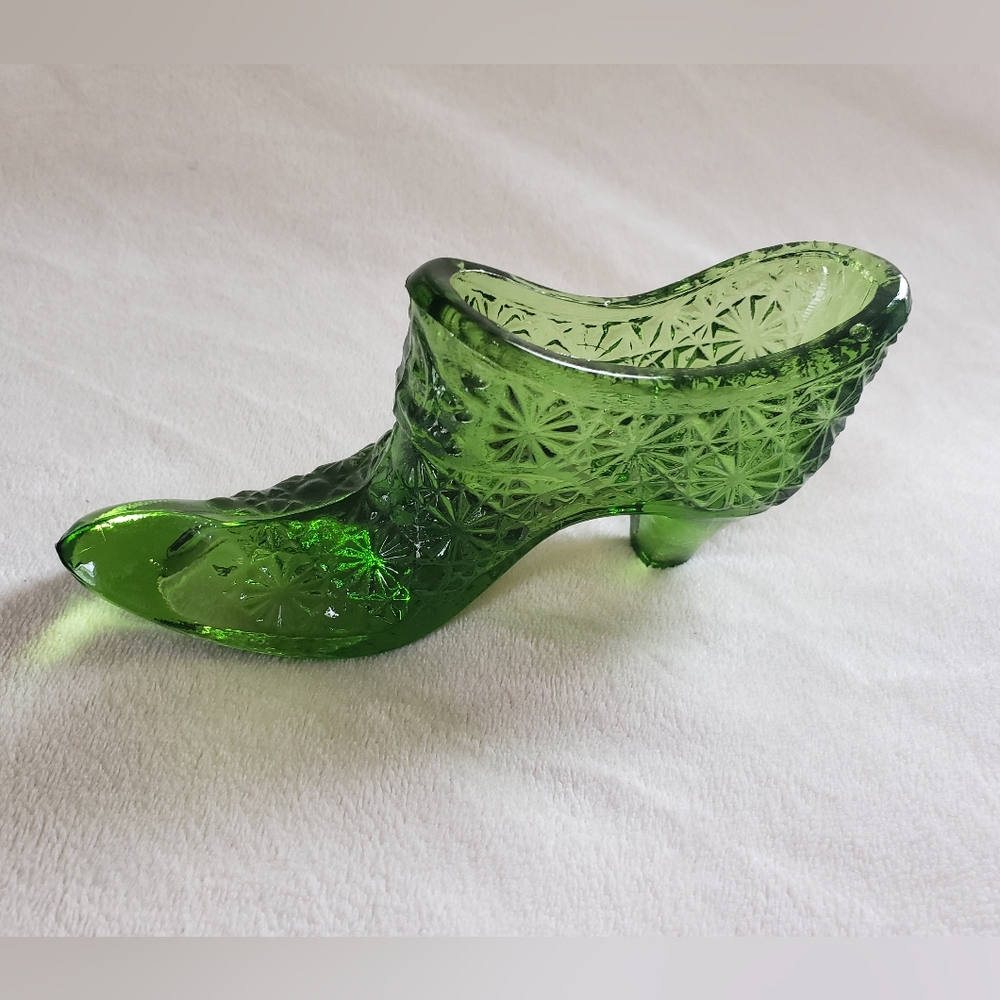 Fenton Green Glass Shoe